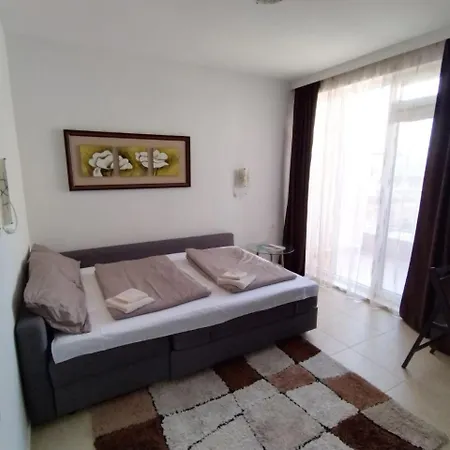 Comfy Lejlighed Pomorie